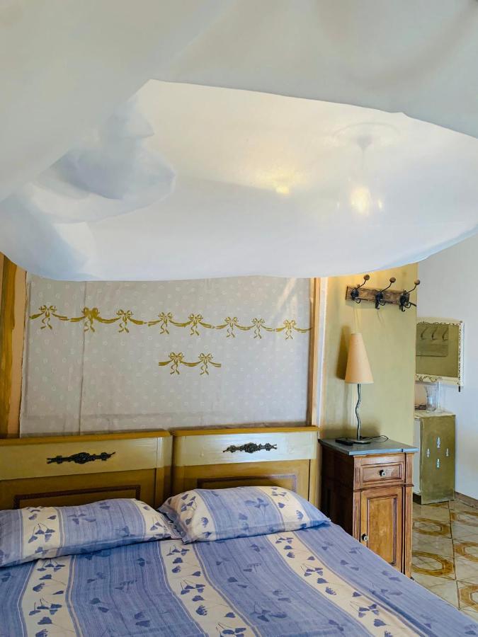 Big House Vicino Al Castello Apartment Rocca Imperiale Ngoại thất bức ảnh