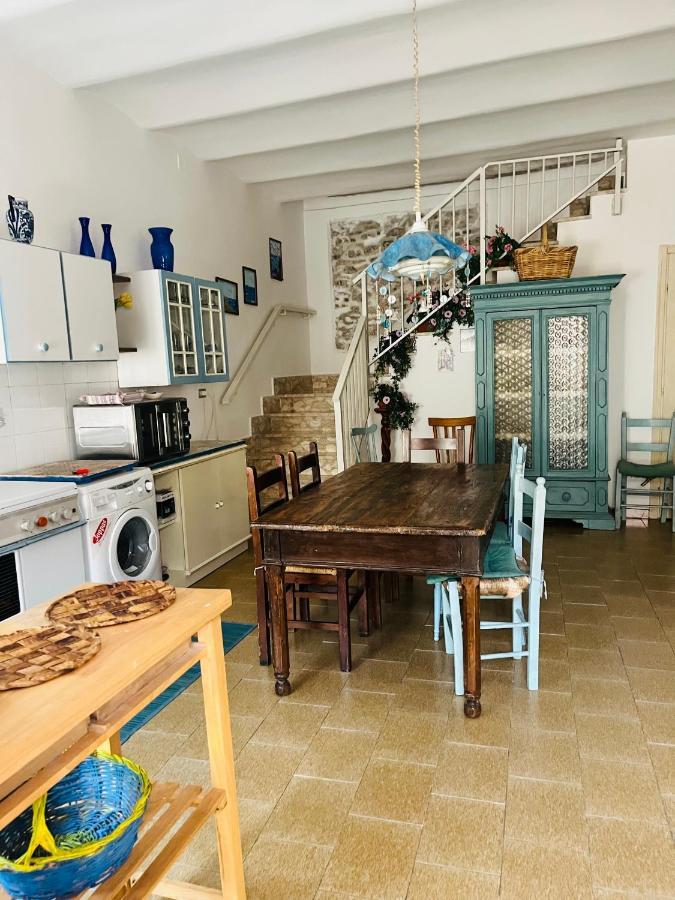Big House Vicino Al Castello Apartment Rocca Imperiale Ngoại thất bức ảnh