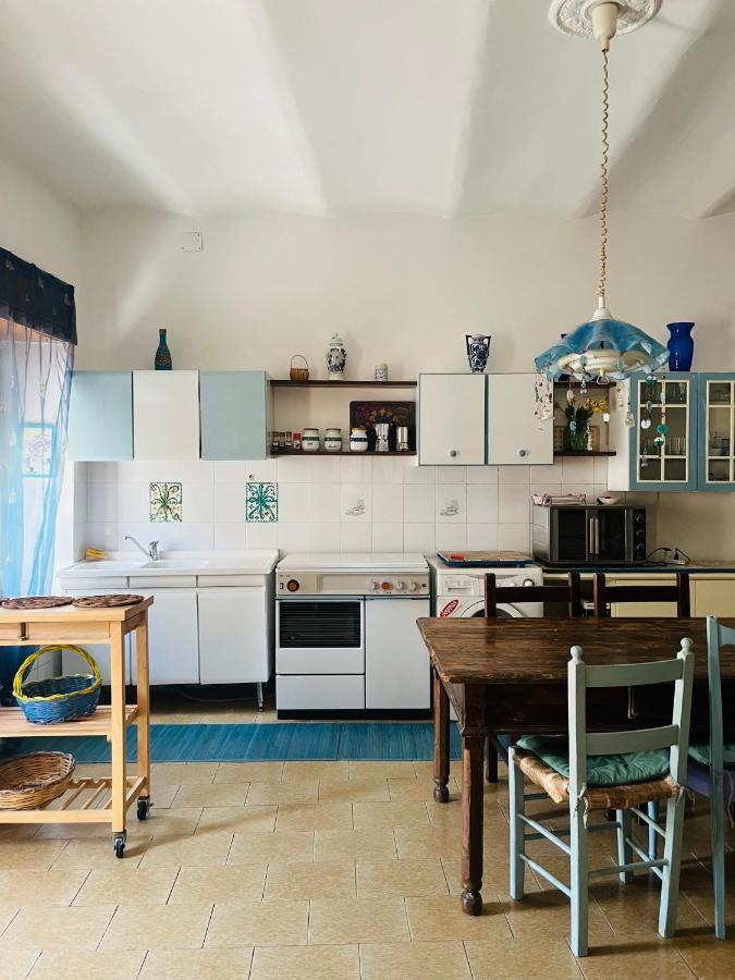 Big House Vicino Al Castello Apartment Rocca Imperiale Ngoại thất bức ảnh